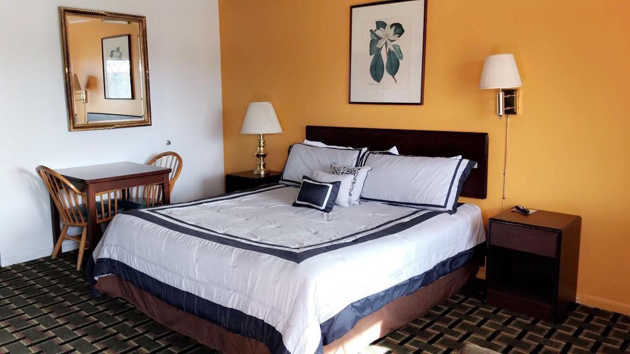 Village Inn Salina Ngoại thất bức ảnh